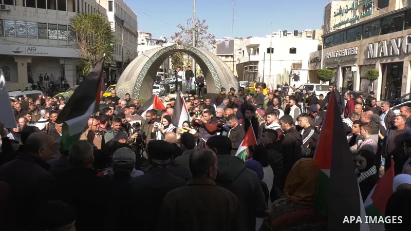 People demonstrate in the occupied-West Bank city of Hebron calling for the release of prisoners held in Israeli jails, on December 1, 2024. 01. Sound (Arabic): Jamal al-Amleh, representative of the National Forces Offic...