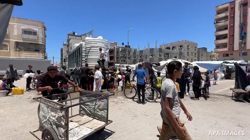 Restrictions Summary: APA wire clients only Shortlist: APAwire - APA wire clients only, Nusaierat- July 7, 2025. Palestinians express their views on the ongoing ceasefire negotiations between Hamas and the Israeli occupa...