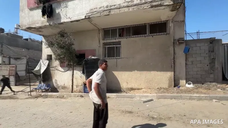 Restrictions Summary: APA wire clients only Shortlist: APAwire - APA wire clients only, Jabalia- June 29 June 2025. Smoke and fire billows following an Israeli strike on a house west of Jabalia, in the northern Gaza Stri...