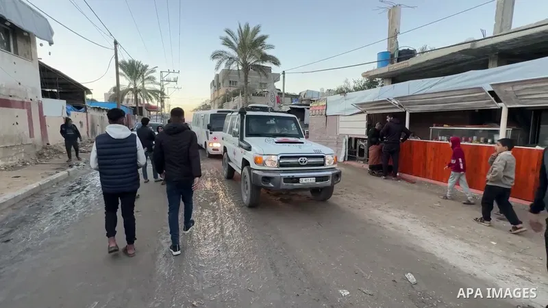 Restrictions Summary: APA wire clients only Shortlist: APAwire - APA wire clients only, Gaza- January 11, 2026. Twelve Palestinian prisoners, including a woman, released by Israeli forces were transported to Al-Aqsa Mart...
